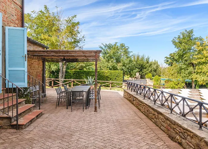 The Estate 1760 - In *