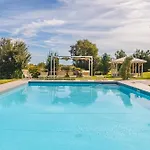 The Estate 1760 - In Villa Cortona