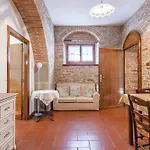 The Estate 1760 - In Cortona
