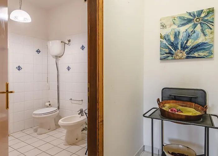 The Estate 1760 - In