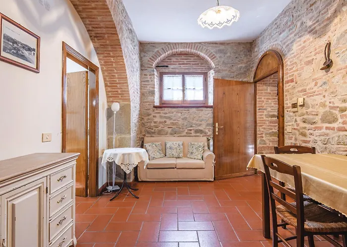 The Estate 1760 - In Кортона