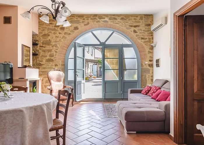 The Estate 1760 - In *